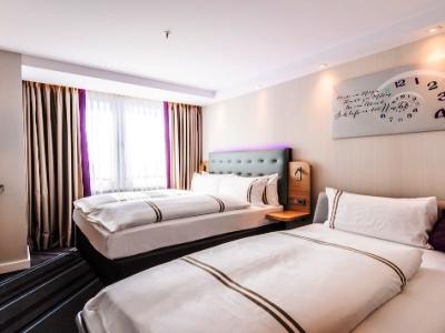 Express - - Centre Hotel Colónia